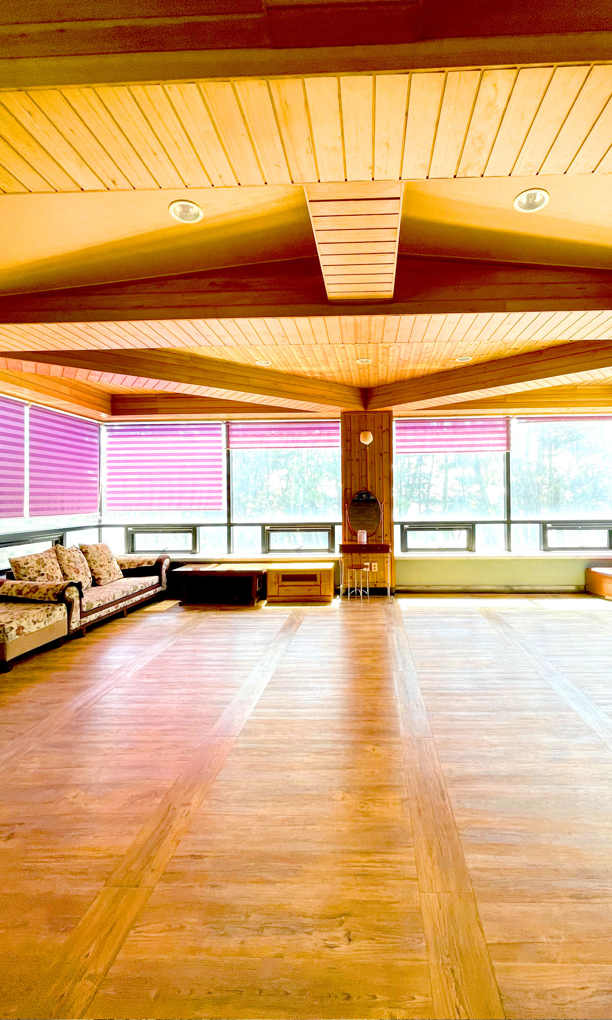 �ܺ��̹���