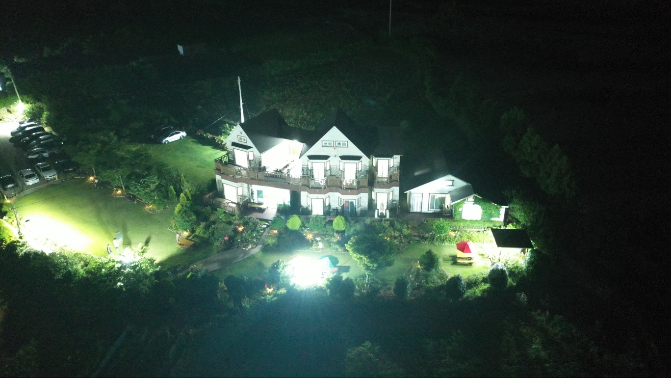 �ܺ��̹���