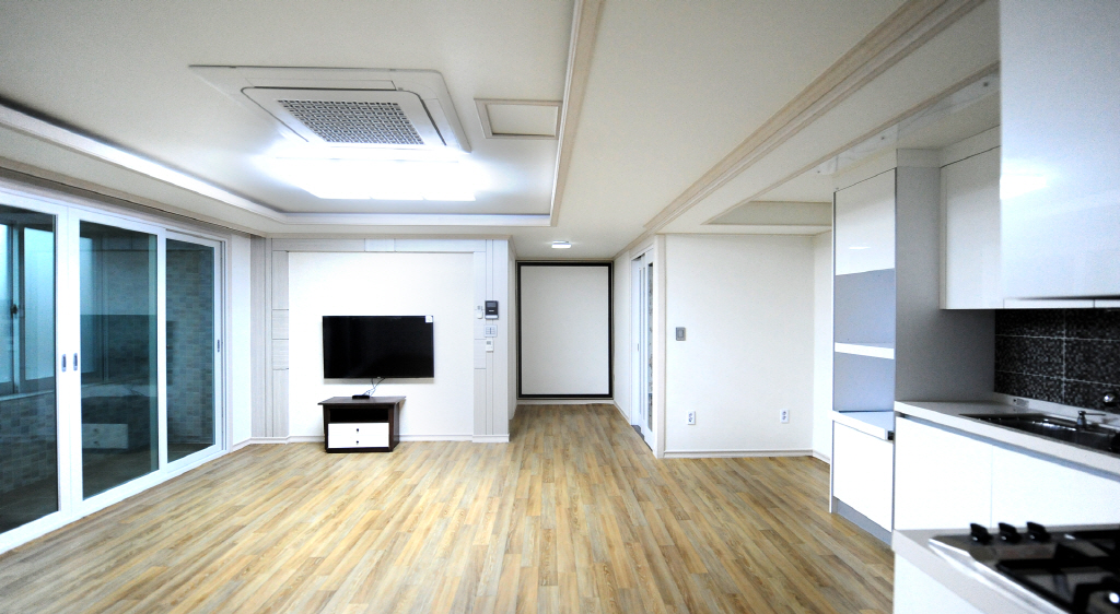 �ܺ��̹���