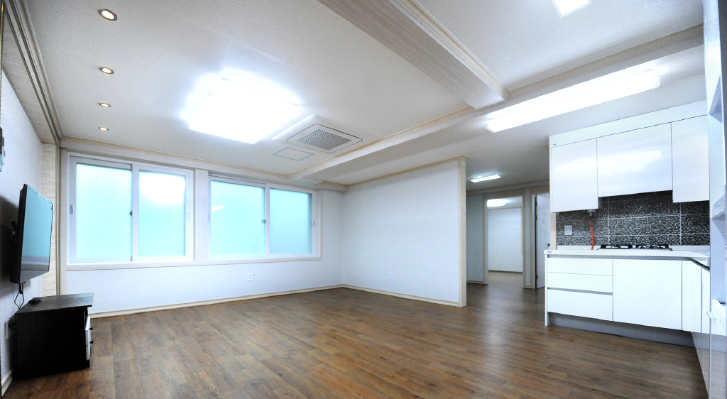 �ܺ��̹���