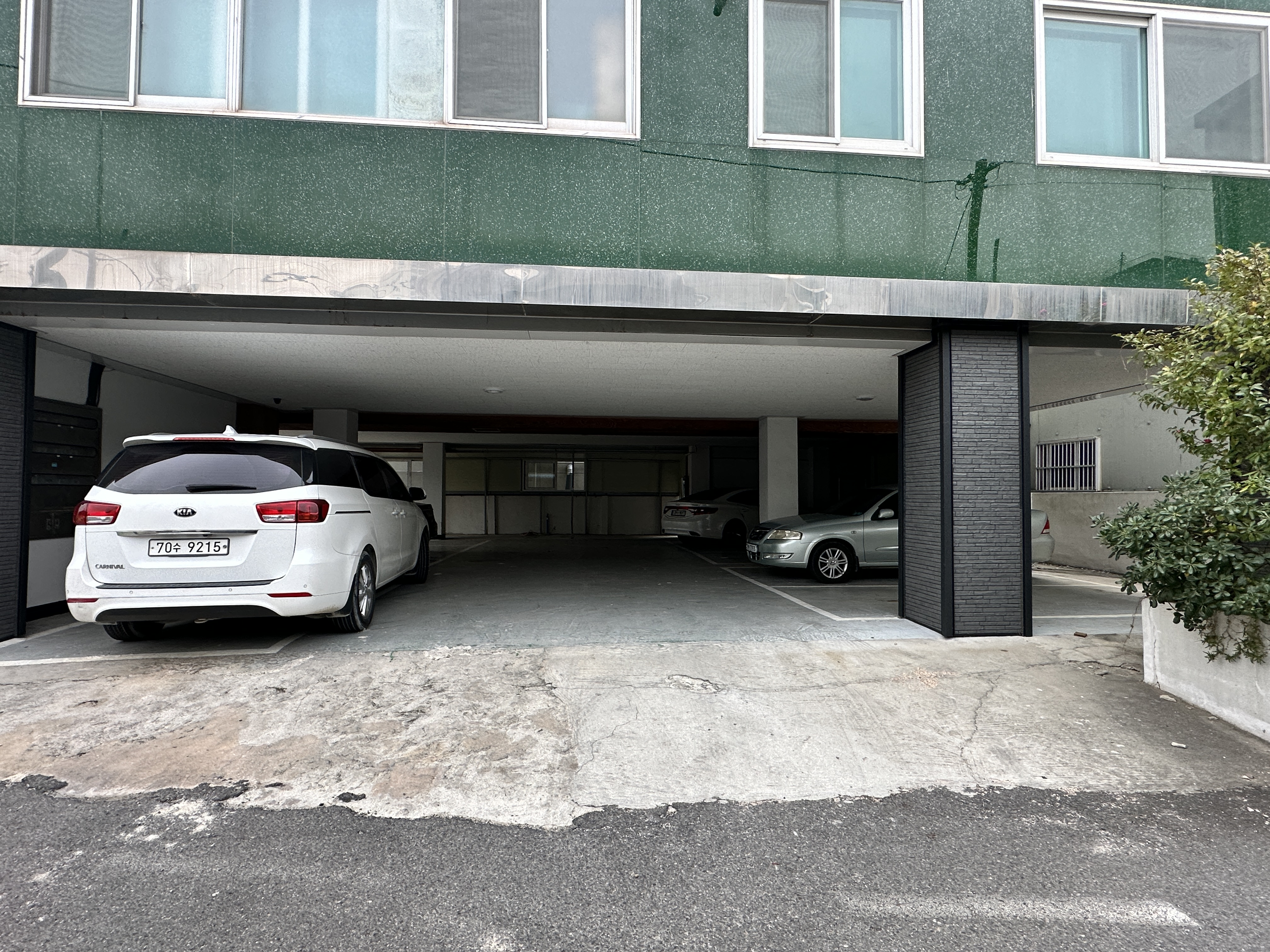 �ܺ��̹���