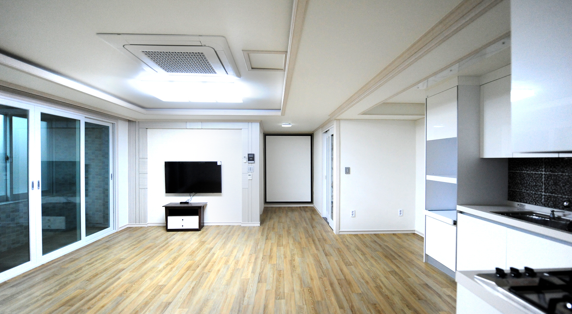 �ܺ��̹���